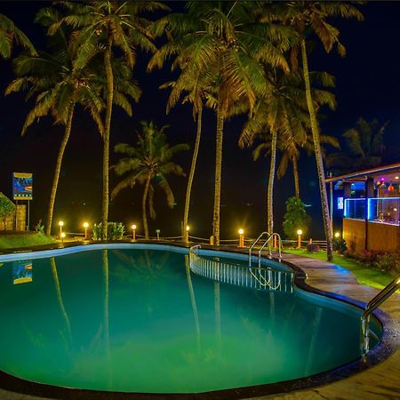 Krishnatheeram Ayur Holy Beach Resorts Varkala Exterior foto