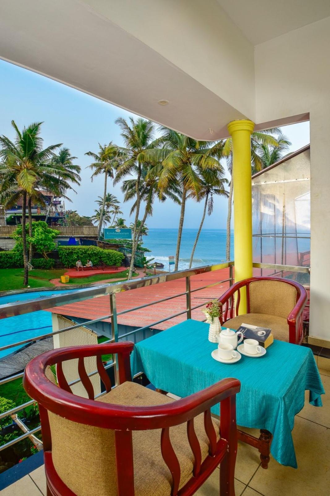 Krishnatheeram Ayur Holy Beach Resorts Varkala Exterior foto