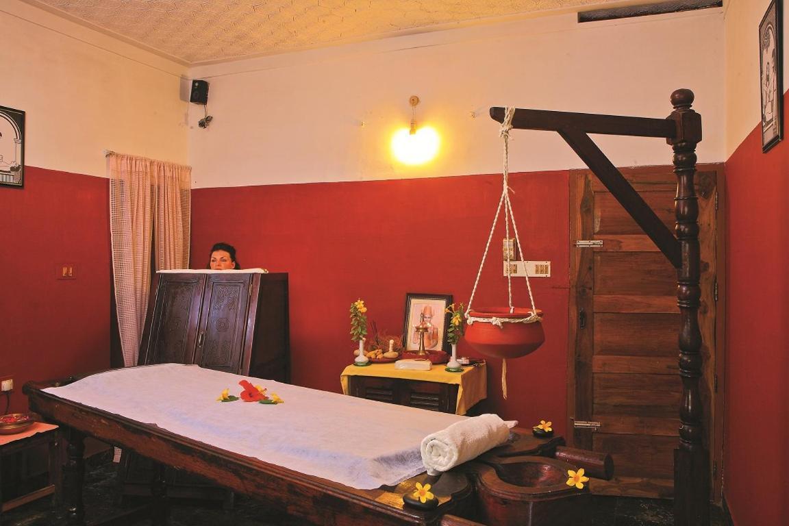 Krishnatheeram Ayur Holy Beach Resorts Varkala Exterior foto