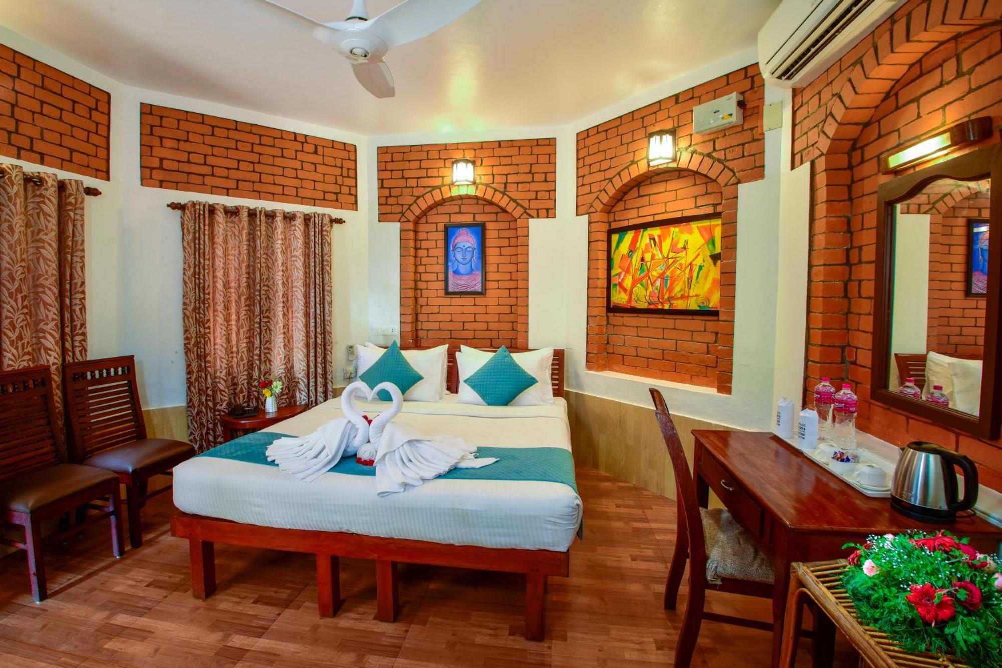 Krishnatheeram Ayur Holy Beach Resorts Varkala Exterior foto